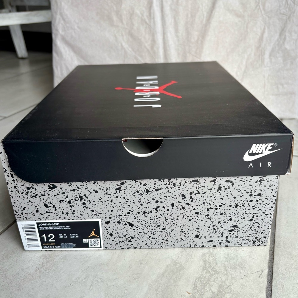 Men’s Size 12 Air Jordan MVP “Raptors Home” - Picture 12 of 13